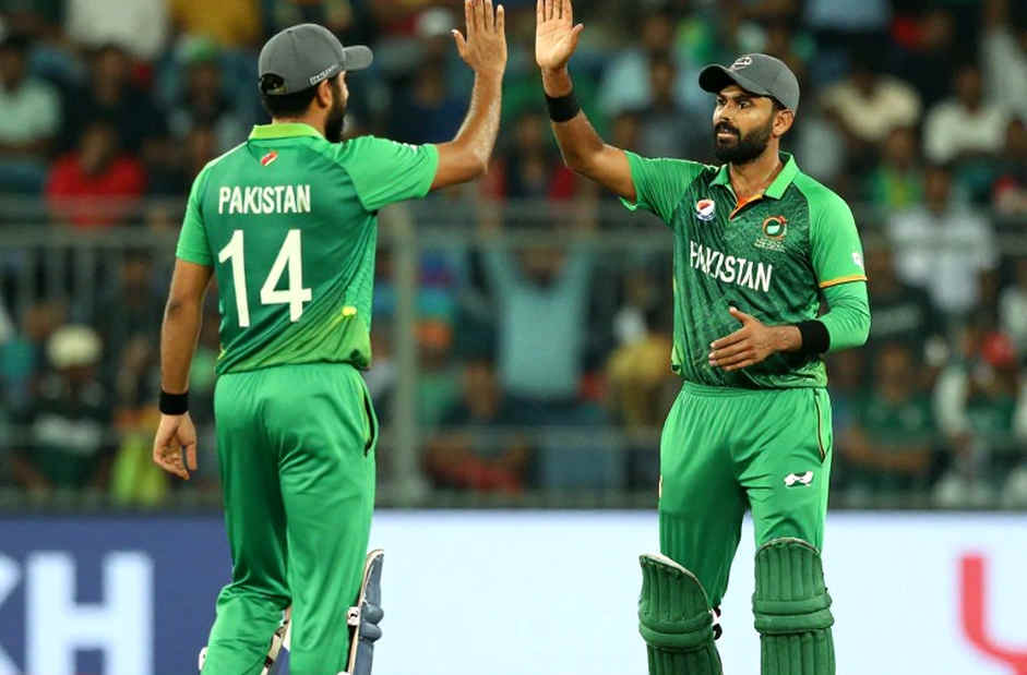 Blockchain and Fan Tokens: A New Delivery in Cricket's Economy, an Old Gap Blockchain and Fan Tokens: A New Delivery in Cricket's Economy, an Old Gap