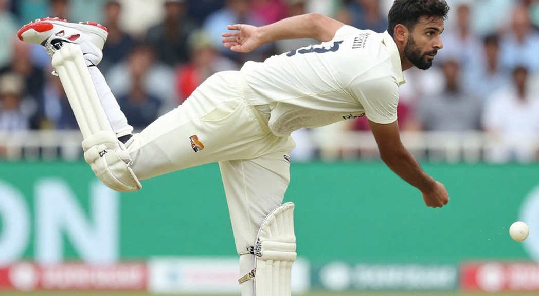 যে ফোনটা বাজেনি: বাংলাদেশি ক্রিকেটারের বিদেশি চুক্তির আসল ক্যালেন্ডার
