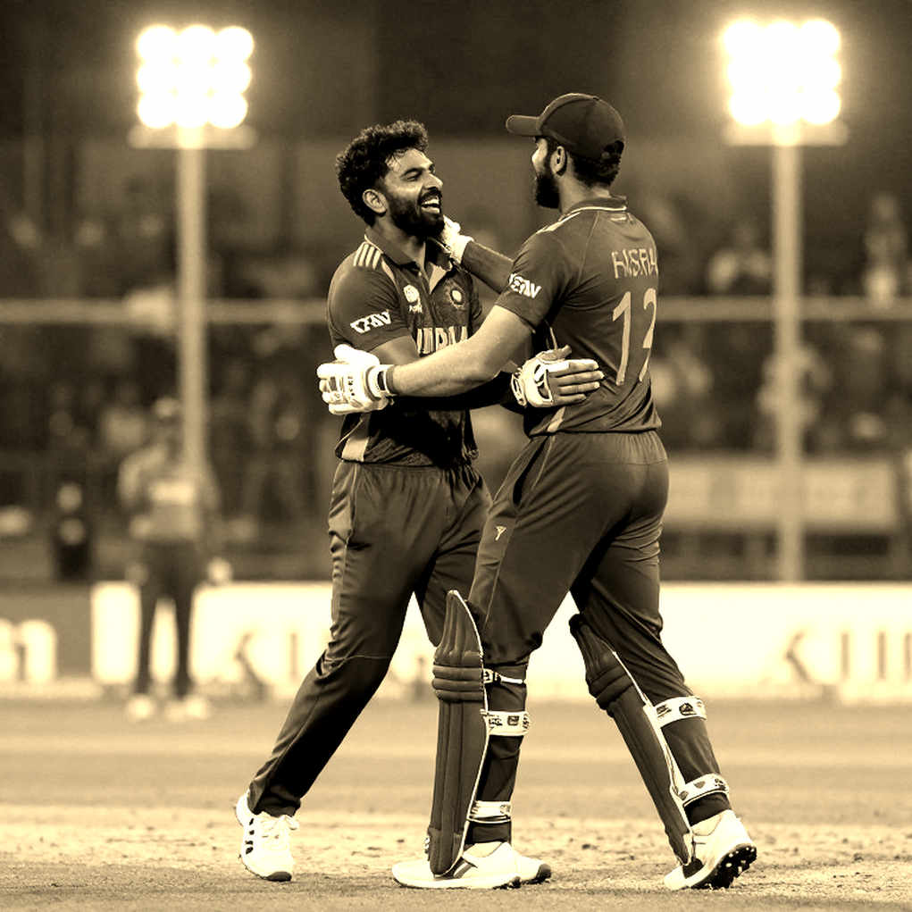 এশিয়া কাপের পাওয়ারপ্লে খাতা: ফাঁকা ঘর, ছলনাময় মিডল ওভার আর ফাইনালের আসল সিগন্যাল