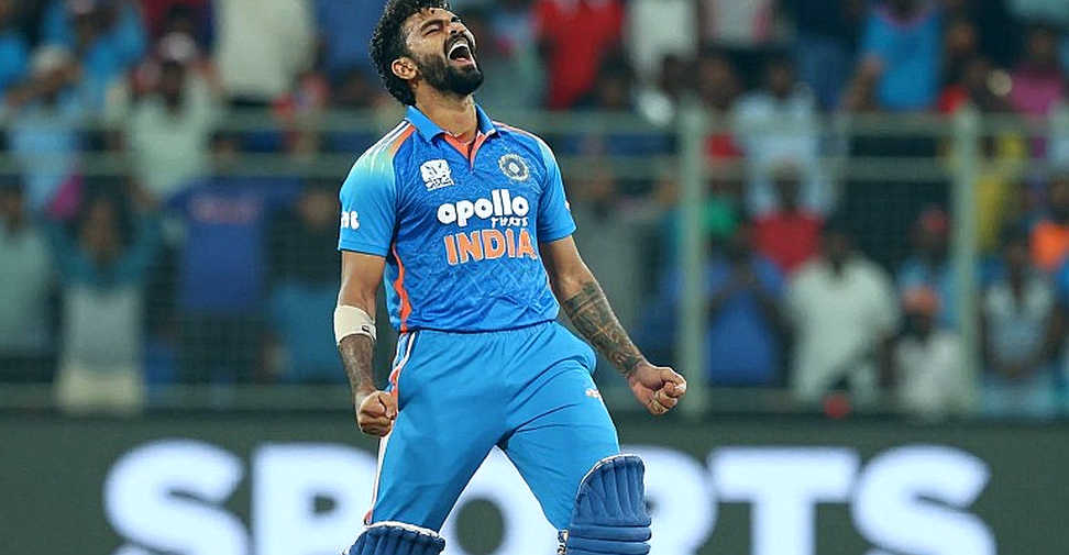 ৮৭৬ পয়েন্টের মাঝরাতে: ইয়ানসেনের এক নম্বর আসন কেন কেপ টাউনের শেষ দিনেই দুলে উঠতে পারে