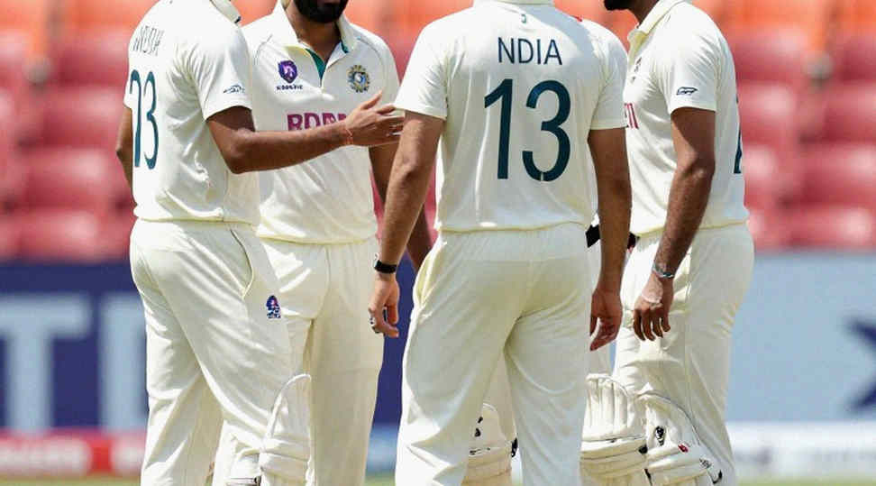 মাঝের ওভারের অর্ধ-জায়গা: মান্ধানার সংকেত আর ভারতের অসম্পূর্ণ টি-টোয়েন্টি হিসাব