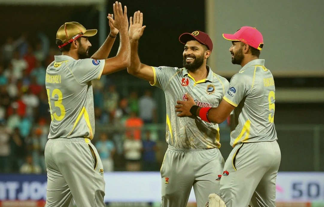 পাকিস্তান ত্রি-দেশীয় ওয়ানডে সিরিজ: লাহোর ও রাওয়ালপিন্ডির পিচে ব্যাটিং উৎসবের আভাস